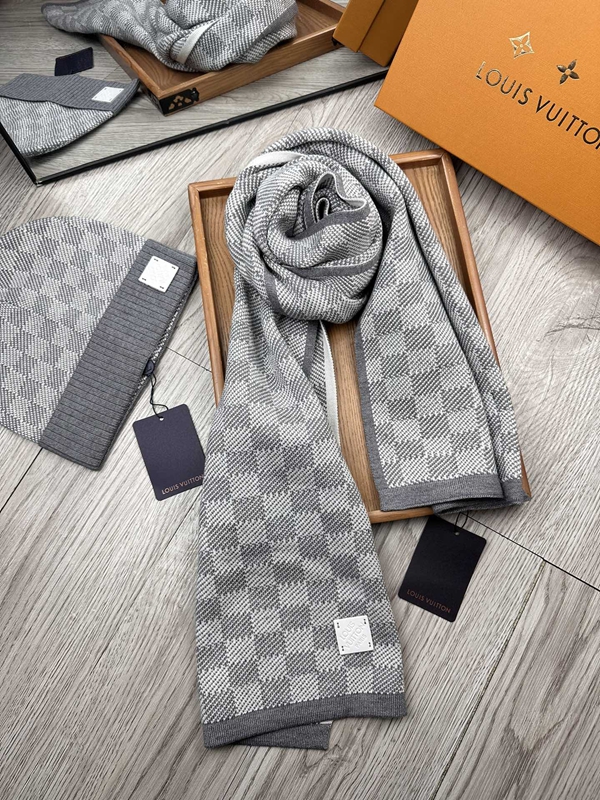 ブランドマフラー正面デザイン